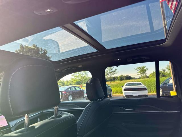 new 2025 Jeep Grand Cherokee car, priced at $52,438