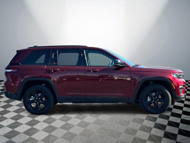 new 2025 Jeep Grand Cherokee car, priced at $52,438