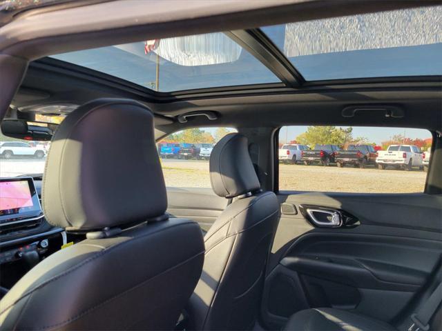 new 2025 Jeep Compass car, priced at $35,223