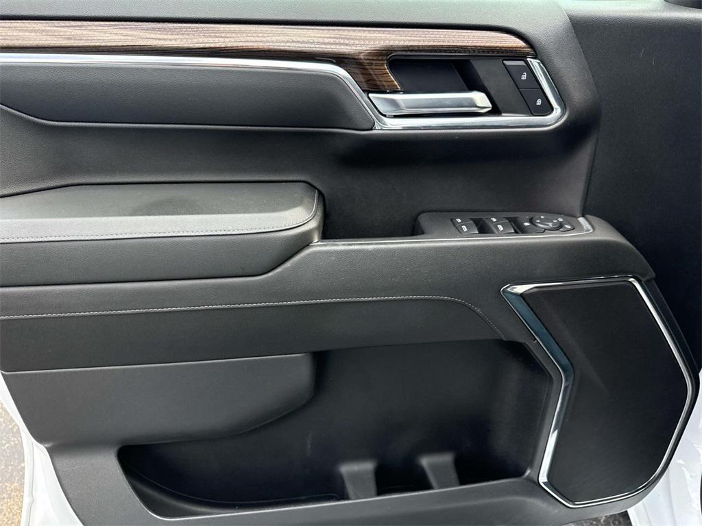 used 2024 Chevrolet Silverado 1500 car, priced at $36,800