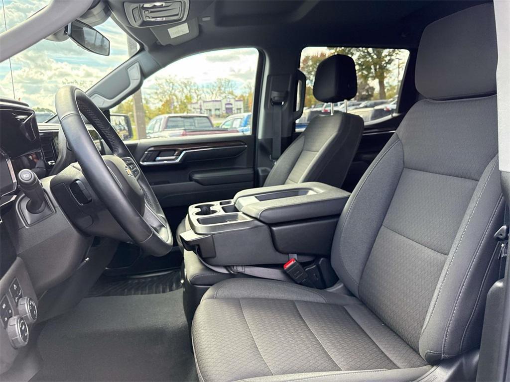 used 2024 Chevrolet Silverado 1500 car, priced at $36,800