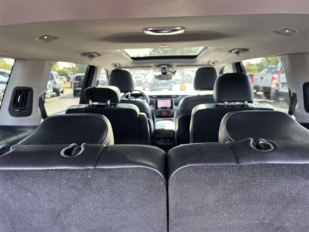 used 2022 Jeep Grand Cherokee L car, priced at $32,500