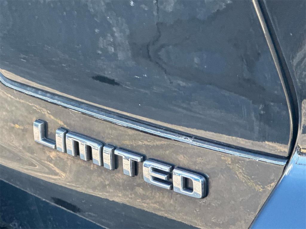 used 2022 Jeep Grand Cherokee L car, priced at $32,500