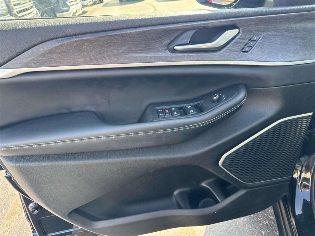 used 2022 Jeep Grand Cherokee L car, priced at $32,500