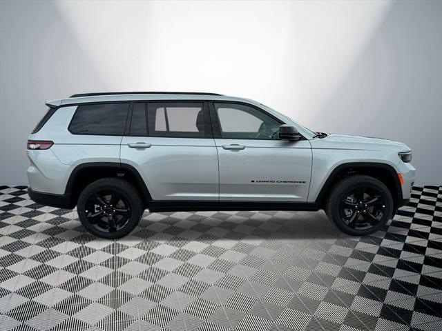 new 2024 Jeep Grand Cherokee L car, priced at $47,086