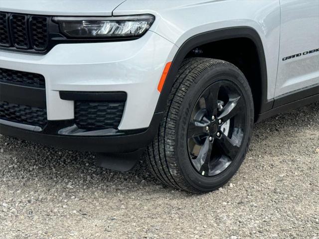 new 2024 Jeep Grand Cherokee L car, priced at $47,086