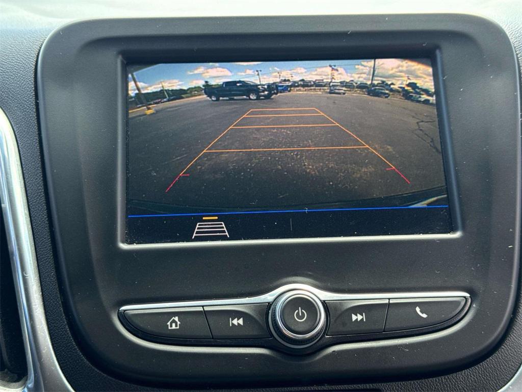 used 2021 Chevrolet Equinox car, priced at $17,900