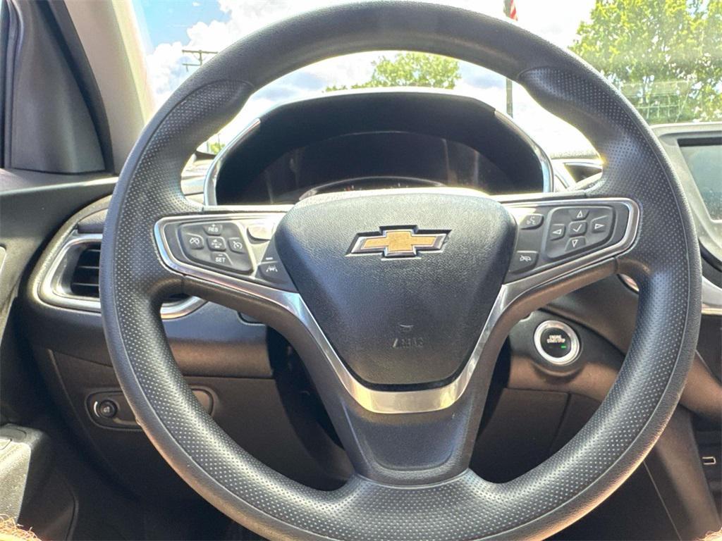 used 2021 Chevrolet Equinox car, priced at $17,900