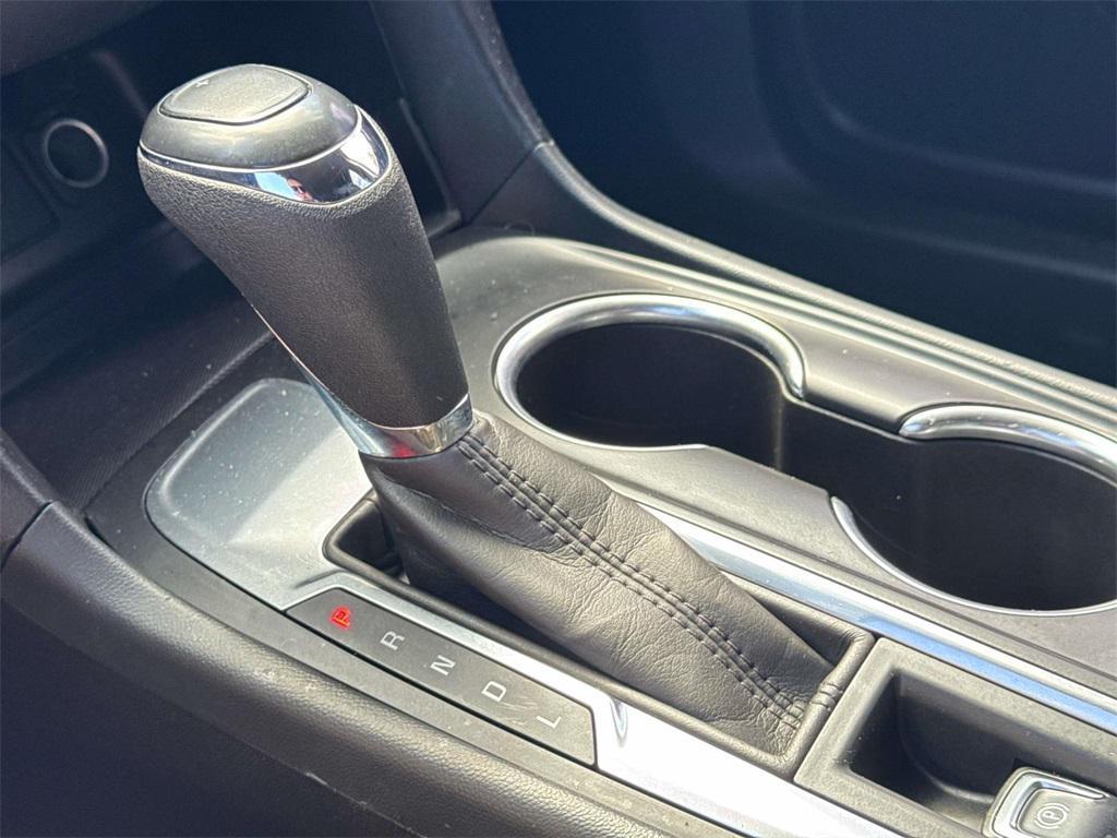 used 2021 Chevrolet Equinox car, priced at $17,900