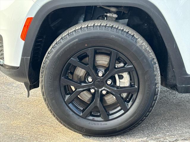 used 2024 Jeep Grand Cherokee L car, priced at $35,500