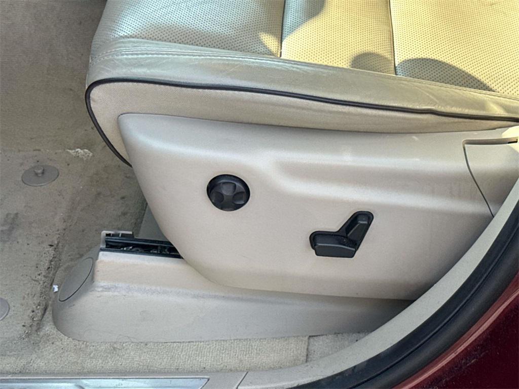 used 2021 Jeep Grand Cherokee car, priced at $26,500