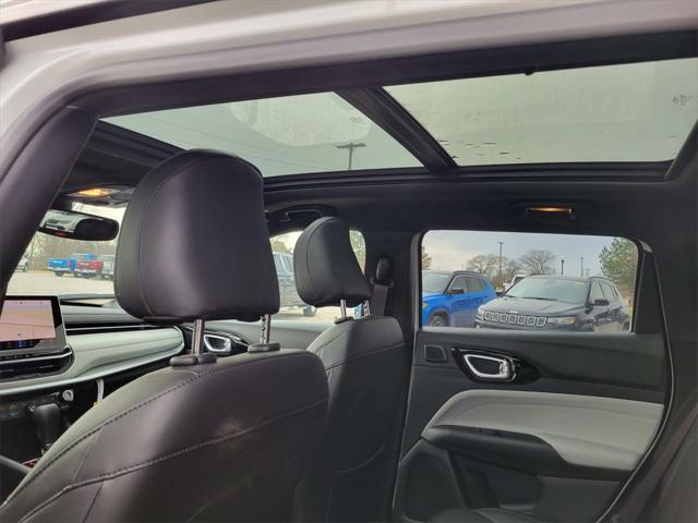 new 2025 Jeep Compass car, priced at $38,158