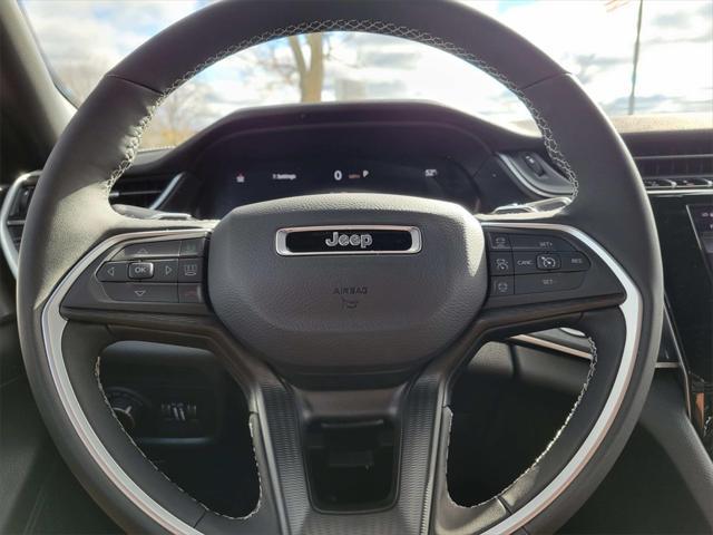 new 2025 Jeep Grand Cherokee car, priced at $43,784