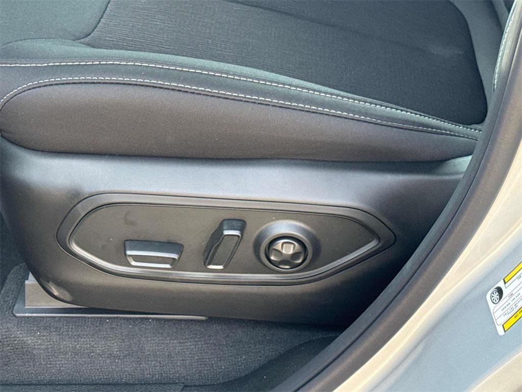 new 2025 Jeep Grand Cherokee car, priced at $41,526