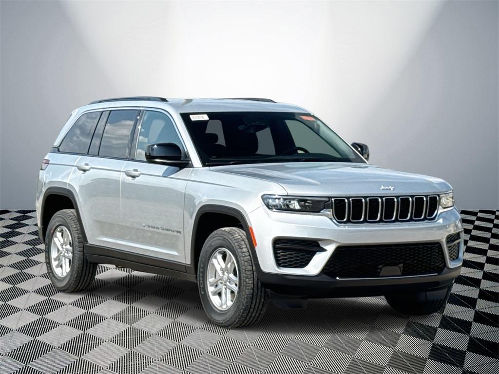 new 2025 Jeep Grand Cherokee car, priced at $41,526