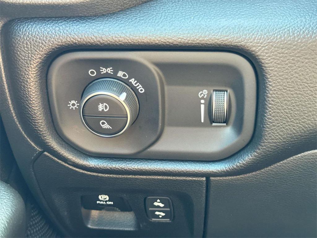 new 2025 Ram 1500 car, priced at $53,855