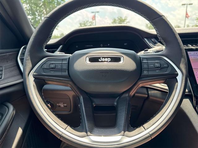 new 2025 Jeep Grand Cherokee car, priced at $52,438