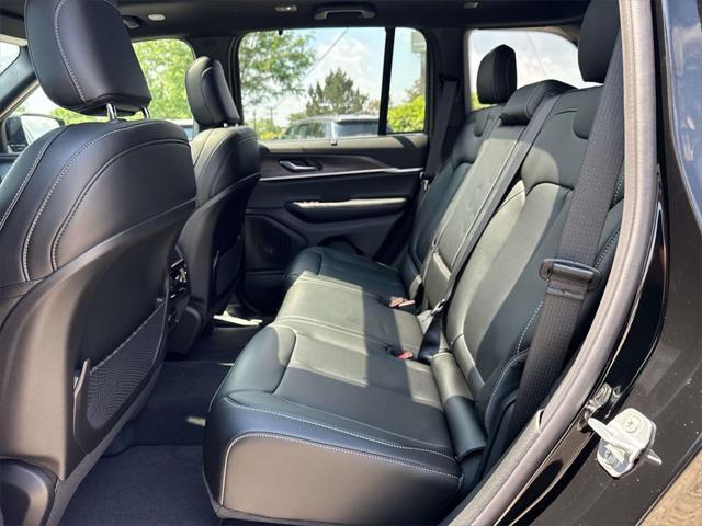 new 2025 Jeep Grand Cherokee car, priced at $52,438