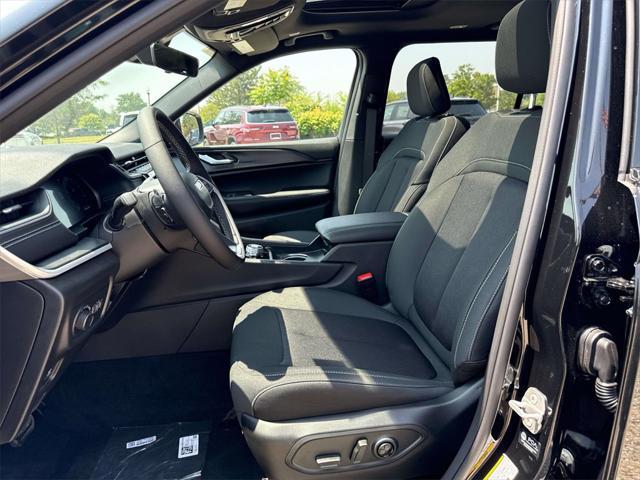 new 2025 Jeep Grand Cherokee L car, priced at $44,458