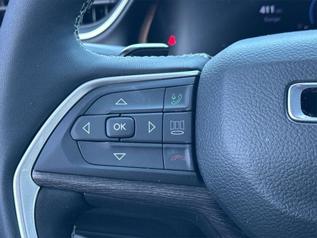 new 2025 Jeep Grand Cherokee car, priced at $52,438