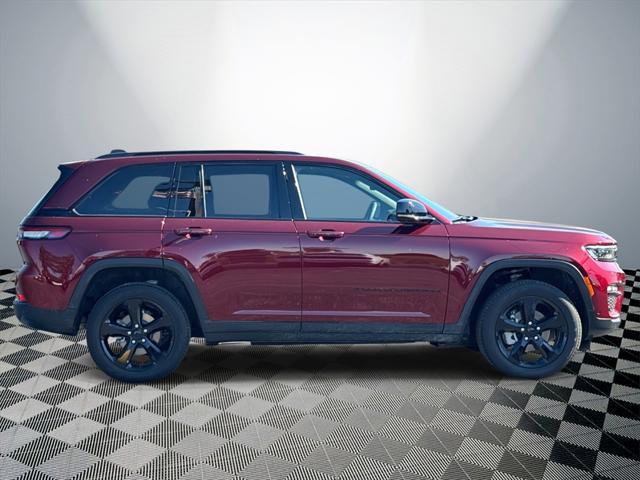 new 2025 Jeep Grand Cherokee car, priced at $52,438