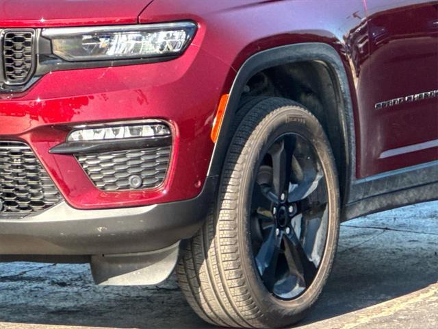 new 2025 Jeep Grand Cherokee car, priced at $52,438