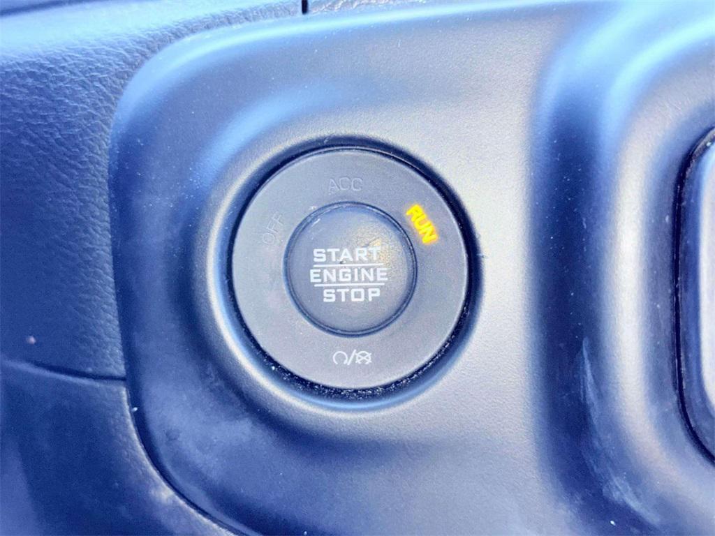 used 2021 Jeep Wrangler Unlimited car, priced at $27,500