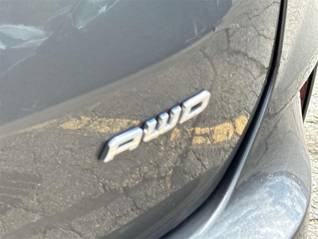 used 2023 Ford Edge car, priced at $25,000