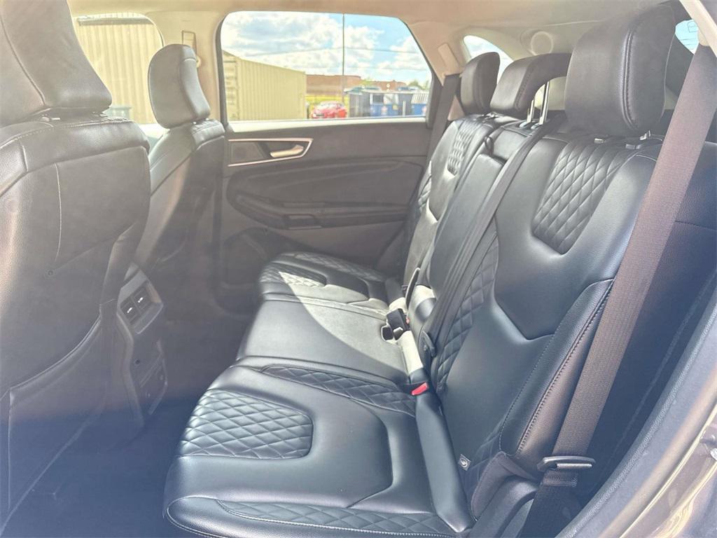 used 2023 Ford Edge car, priced at $25,000