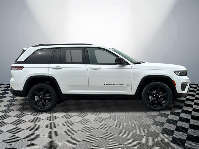 new 2025 Jeep Grand Cherokee car, priced at $48,386