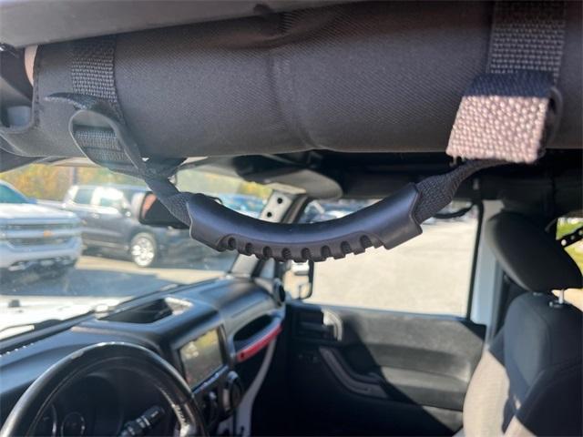 used 2016 Jeep Wrangler Unlimited car, priced at $20,907