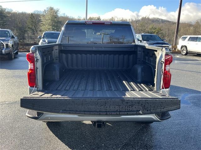 new 2024 Chevrolet Silverado 1500 car, priced at $45,913