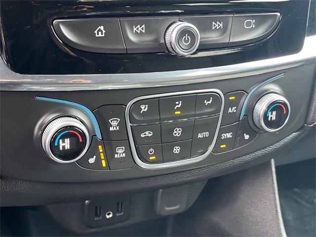 used 2023 Chevrolet Traverse car, priced at $28,400