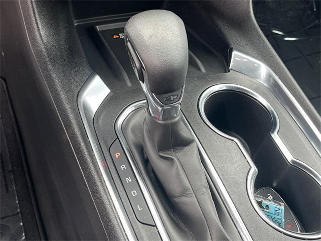 used 2023 Chevrolet Traverse car, priced at $28,400