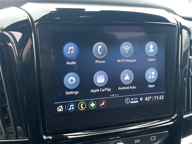 used 2023 Chevrolet Traverse car, priced at $28,400