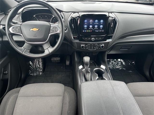 used 2023 Chevrolet Traverse car, priced at $28,400