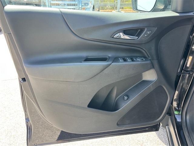 used 2022 Chevrolet Equinox car, priced at $21,986