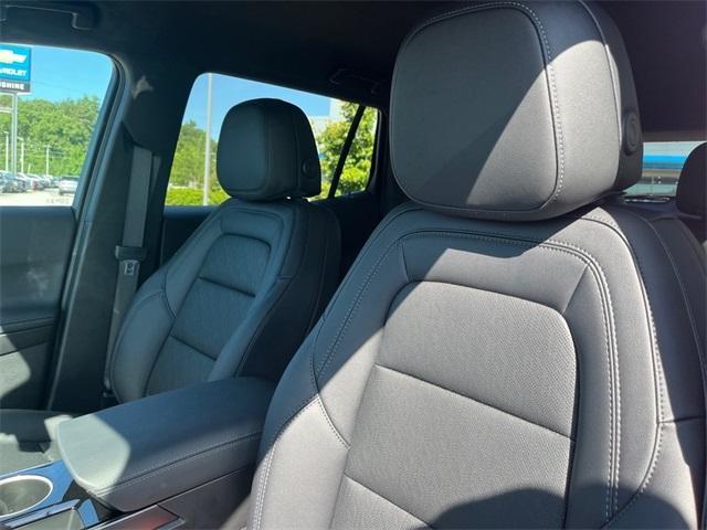 new 2026 Chevrolet Equinox car, priced at $35,980
