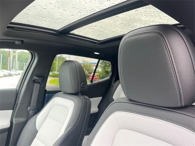 new 2025 Chevrolet Equinox EV car, priced at $44,385