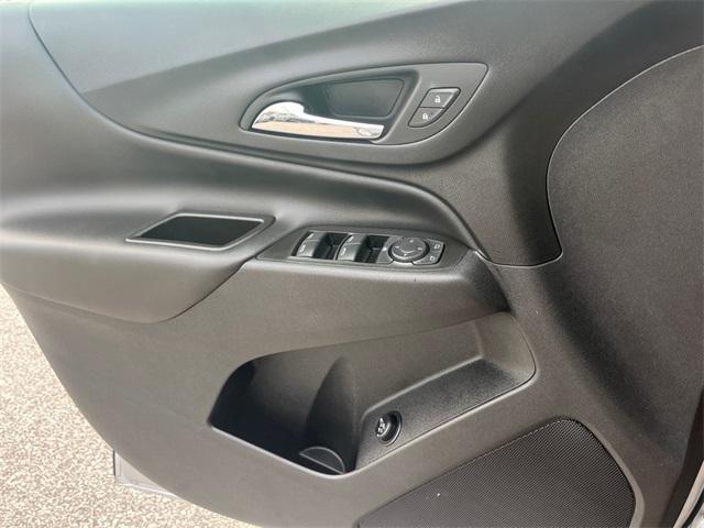 used 2022 Chevrolet Equinox car, priced at $23,000