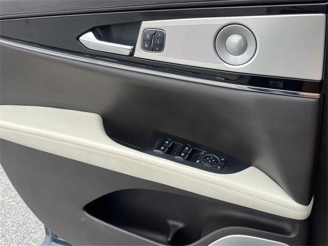 used 2021 Lincoln Nautilus car, priced at $36,222