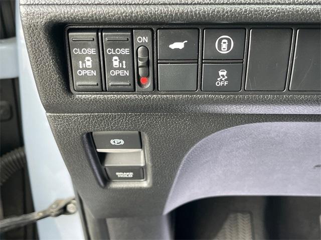 used 2023 Honda Odyssey car, priced at $38,262