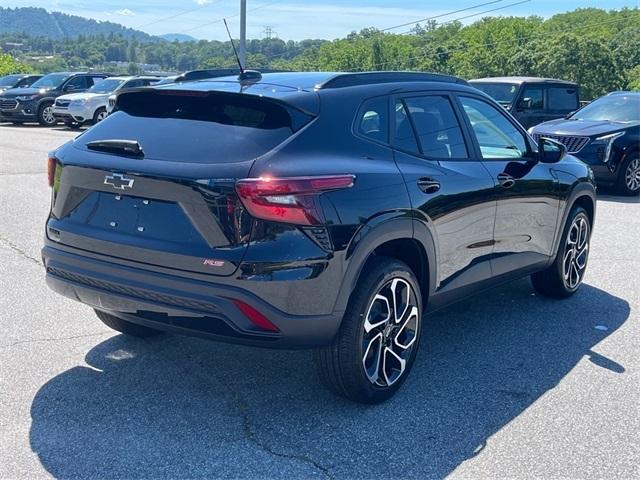 new 2025 Chevrolet Trax car, priced at $26,690