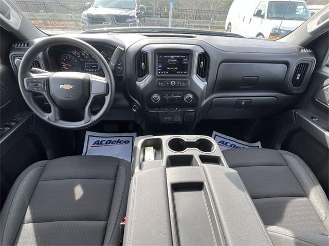 new 2024 Chevrolet Silverado 1500 car, priced at $46,690
