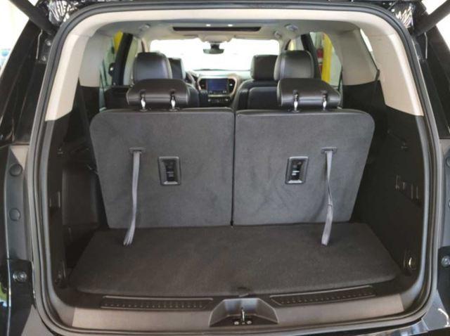 used 2023 GMC Acadia car, priced at $39,446