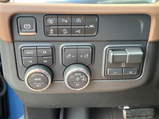 new 2025 Chevrolet Suburban car, priced at $108,065