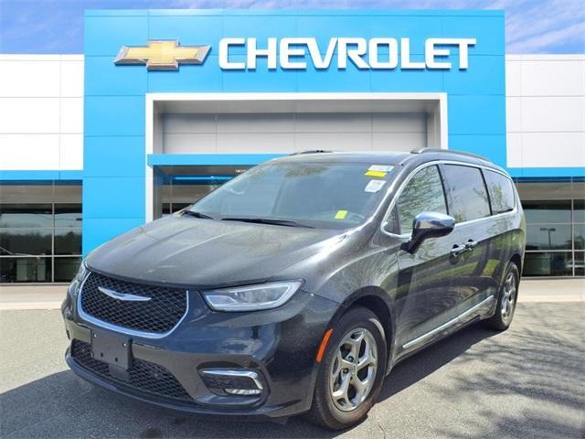 used 2022 Chrysler Pacifica car, priced at $22,867