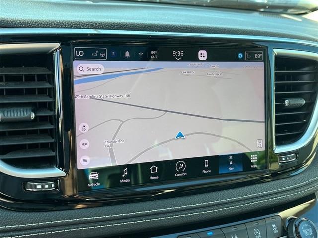 used 2022 Chrysler Pacifica car, priced at $22,867