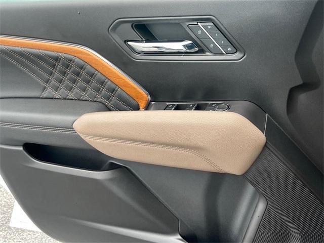 used 2023 GMC Canyon car, priced at $46,559