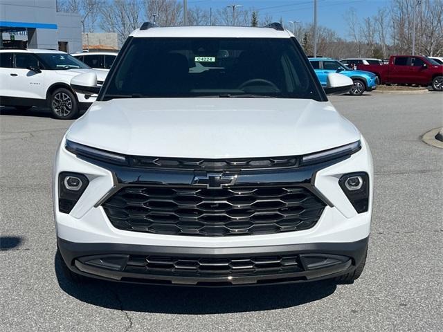 new 2024 Chevrolet TrailBlazer car, priced at $32,475